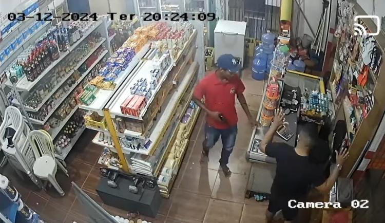 Crise na Segurança Pública: Com arma de fogo, bandido assalta comerciante no bairro Novo Horizonte em Macapá